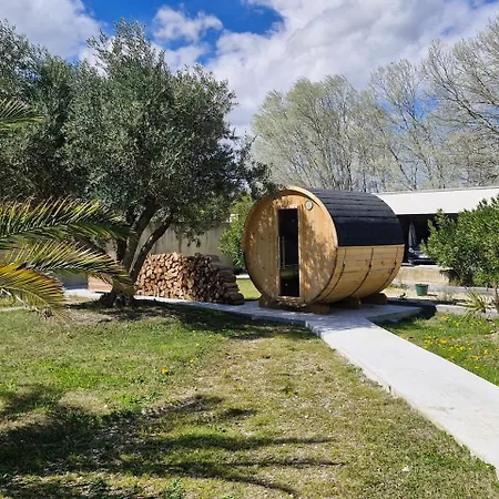 Holiday home Maison Avec Piscine Privee, Sauna Et Activites - Rendez-vous En Provence *