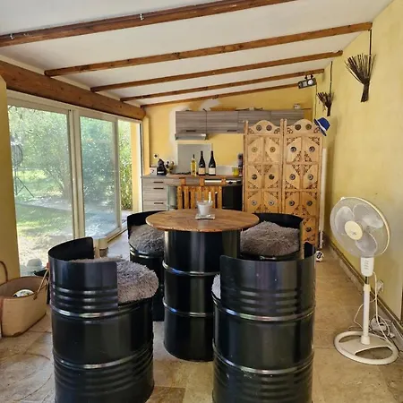 Holiday home Maison Avec Piscine Privee, Sauna Et Activites - Rendez-vous En Provence